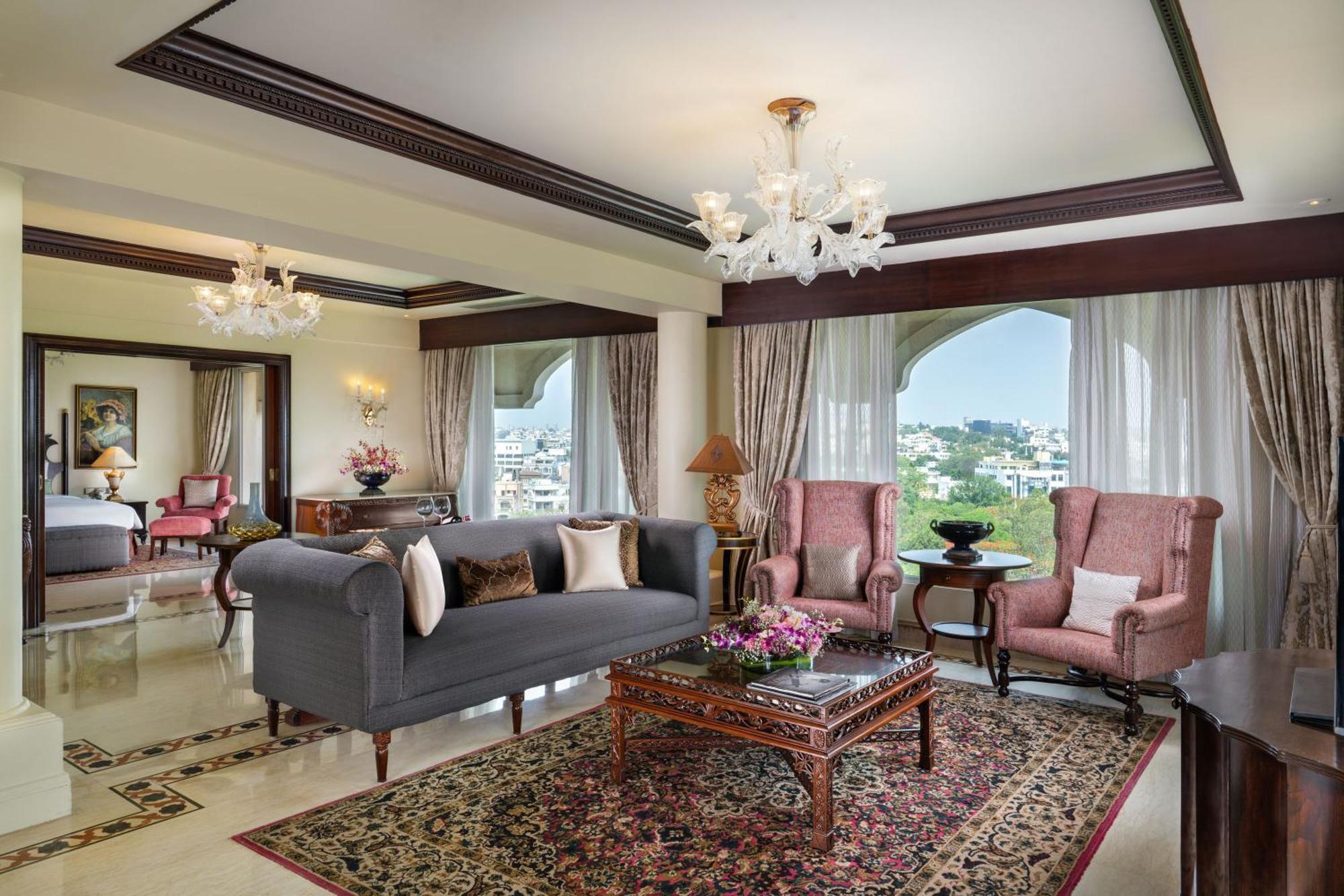 Hotel Taj Krishna Hyderabad Exterior foto A suite at the Taj Bengal